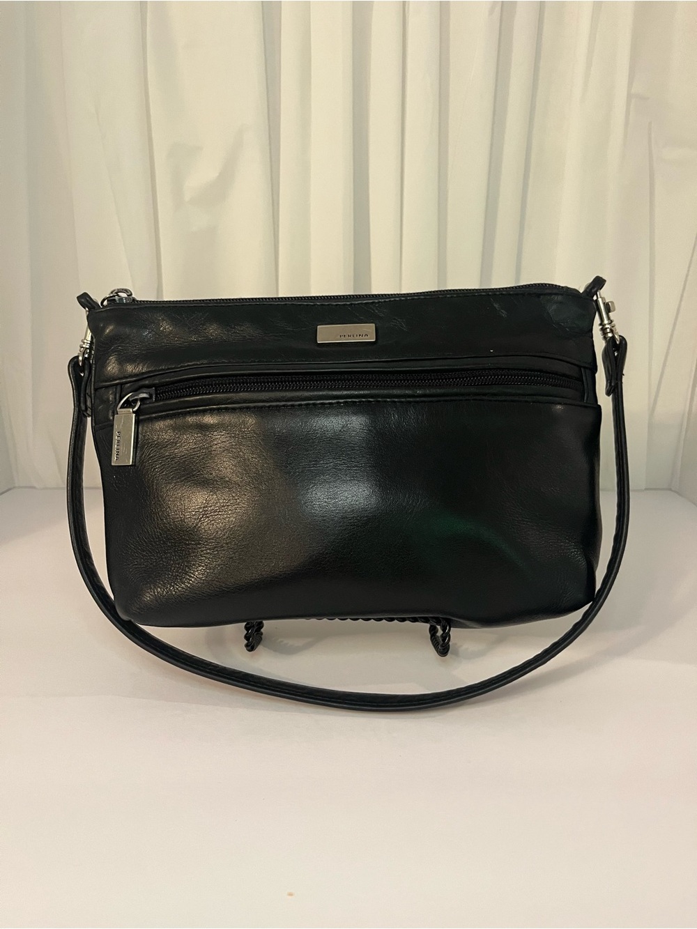 Perlina Black Leather Shoulder Bag with Front Zip